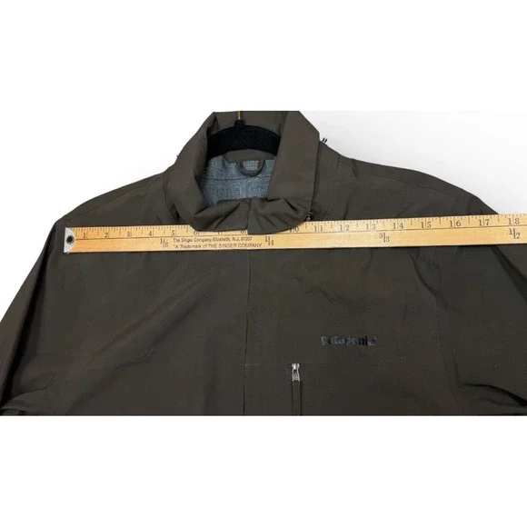 Patagonia GORE TEX Rain Jacket Mens XS Brown Full Zip Hiking Outdoor Waterproof